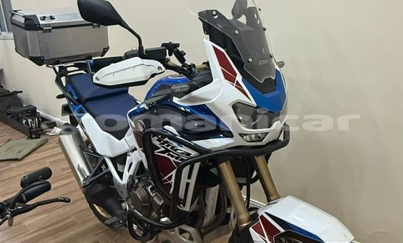 Buy Used Honda CRF Blue Bike in Muscat in Masqat