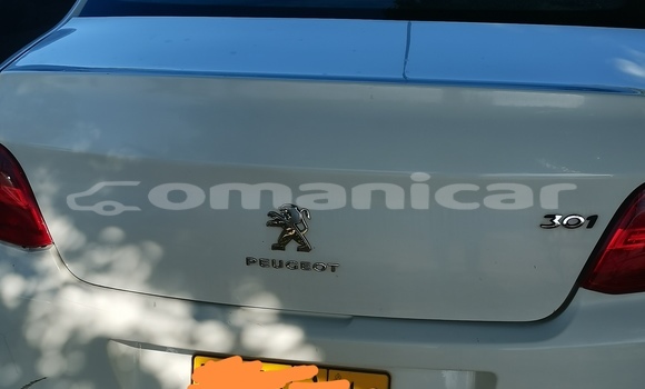 Buy Used Peugeot 307 White Car in Muscat in Masqat Buy Used Peugeot 307 White Car in Muscat in Masqat
