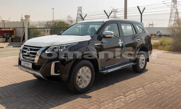 Buy Used Nissan Xterra Black Car in Muscat in Masqat