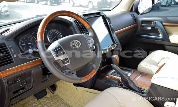 Buy Import Toyota Land Cruiser Other Car in Import - Dubai in Dhufar Buy Import Toyota Land Cruiser Other Car in Import - Dubai in Dhufar