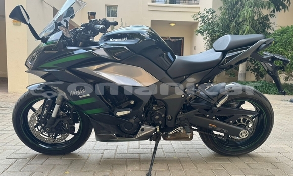 Buy Used Kawasaki Ninja Beige Bike in Muscat in Masqat Buy Used Kawasaki Ninja Beige Bike in Muscat in Masqat