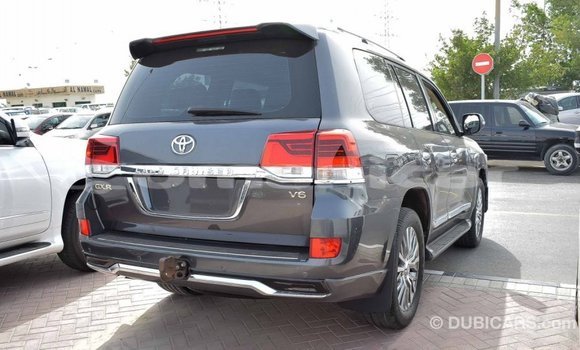 Buy Import Toyota Land Cruiser Other Car in Import - Dubai in Dhufar Buy Import Toyota Land Cruiser Other Car in Import - Dubai in Dhufar