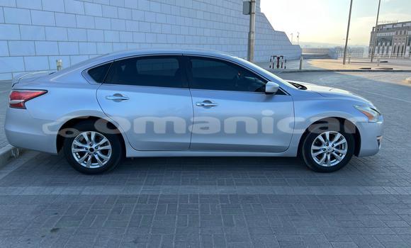 Buy Used Nissan Altima Silver Car in Al khuwair in al-Batinah Buy Used Nissan Altima Silver Car in Al khuwair in al-Batinah