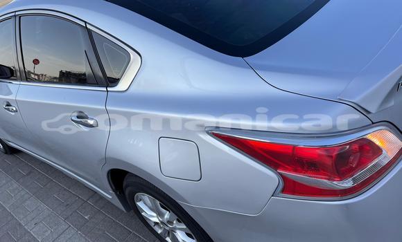 Buy Used Nissan Altima Silver Car in Al khuwair in al-Batinah Buy Used Nissan Altima Silver Car in Al khuwair in al-Batinah