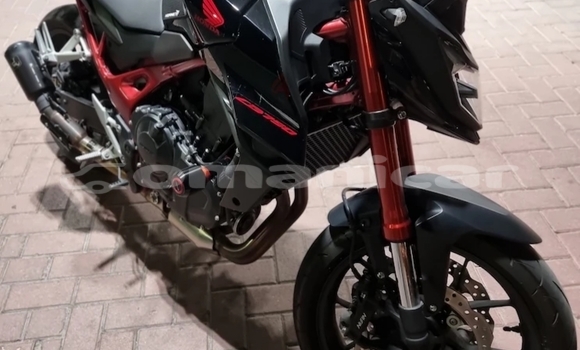 Buy Used Honda CB Black Bike in Muscat in Masqat Buy Used Honda CB Black Bike in Muscat in Masqat
