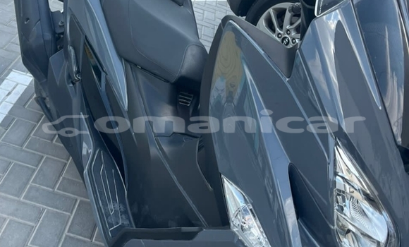 Buy Used Suzuki Burgman Beige Bike in Muscat in Masqat Buy Used Suzuki Burgman Beige Bike in Muscat in Masqat
