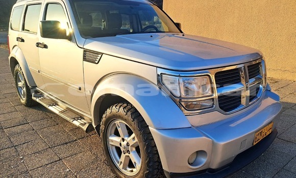 Buy Used Dodge Nitro Silver Car in Ruwi in Masqat Buy Used Dodge Nitro Silver Car in Ruwi in Masqat