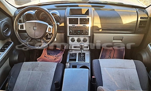 Buy Used Dodge Nitro Silver Car in Ruwi in Masqat Buy Used Dodge Nitro Silver Car in Ruwi in Masqat