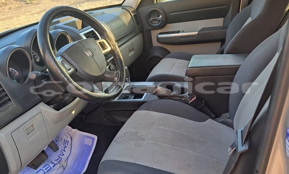 Buy Used Dodge Nitro Silver Car in Ruwi in Masqat Buy Used Dodge Nitro Silver Car in Ruwi in Masqat