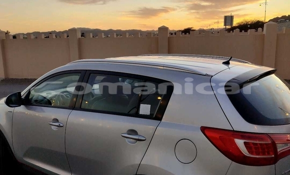 Buy Used Kia Sportage Silver Car in Nizwa in ad-Dakhiliyah Buy Used Kia Sportage Silver Car in Nizwa in ad-Dakhiliyah