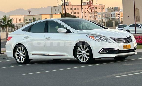 Buy Used Hyundai Azera White Car in Muscat in Masqat Buy Used Hyundai Azera White Car in Muscat in Masqat