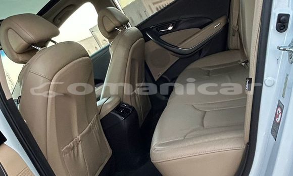 Buy Used Hyundai Azera White Car in Muscat in Masqat Buy Used Hyundai Azera White Car in Muscat in Masqat