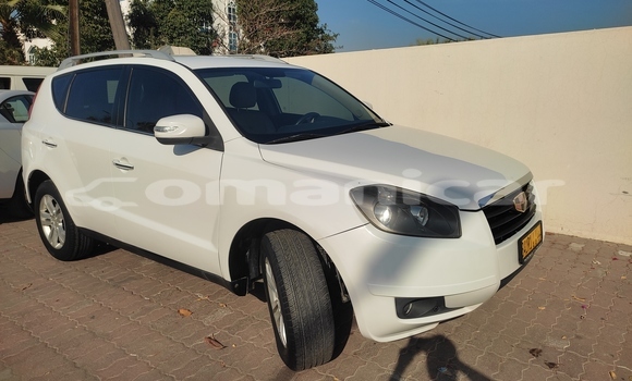 Buy Used Geely Emgrand X7 White Car in Masqat in Masqat Buy Used Geely Emgrand X7 White Car in Masqat in Masqat