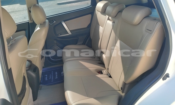 Buy Used Geely Emgrand X7 White Car in Masqat in Masqat Buy Used Geely Emgrand X7 White Car in Masqat in Masqat