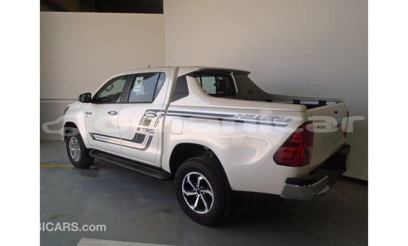 Buy Import Toyota Hilux Other Car in Import - Dubai in Dhufar Buy Import Toyota Hilux Other Car in Import - Dubai in Dhufar