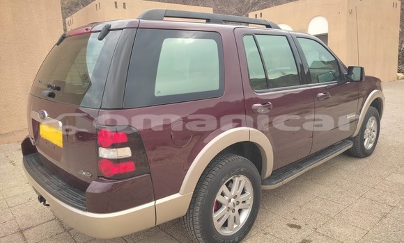 Buy Used Ford Explorer Red Car in Wadi Al Kabir in Masqat Buy Used Ford Explorer Red Car in Wadi Al Kabir in Masqat