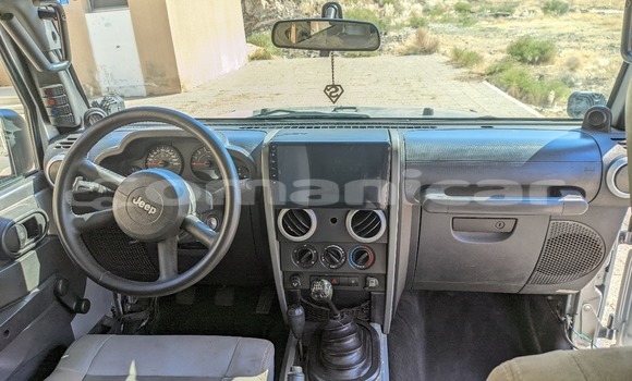 Buy Used Jeep Wrangler Silver Car in Ruwi in Masqat Buy Used Jeep Wrangler Silver Car in Ruwi in Masqat