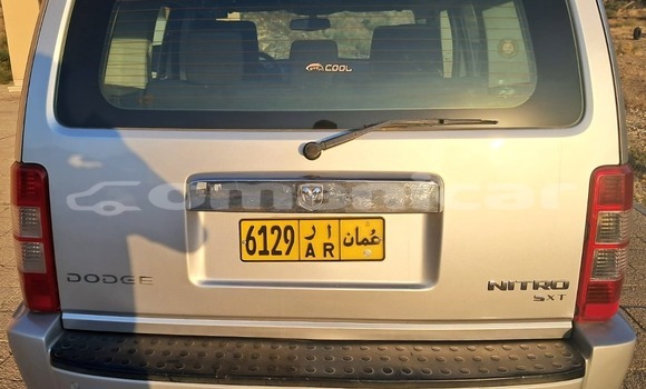 Buy Used Dodge Nitro Silver Car in Ruwi in Masqat Buy Used Dodge Nitro Silver Car in Ruwi in Masqat