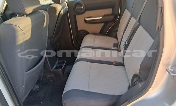 Buy Used Dodge Nitro Silver Car in Ruwi in Masqat Buy Used Dodge Nitro Silver Car in Ruwi in Masqat