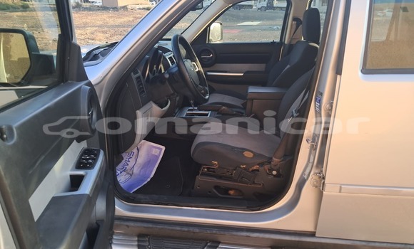 Buy Used Dodge Nitro Silver Car in Ruwi in Masqat Buy Used Dodge Nitro Silver Car in Ruwi in Masqat