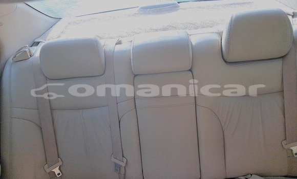 Buy Used Lexus ES White Car in Ruwi in Masqat Buy Used Lexus ES White Car in Ruwi in Masqat