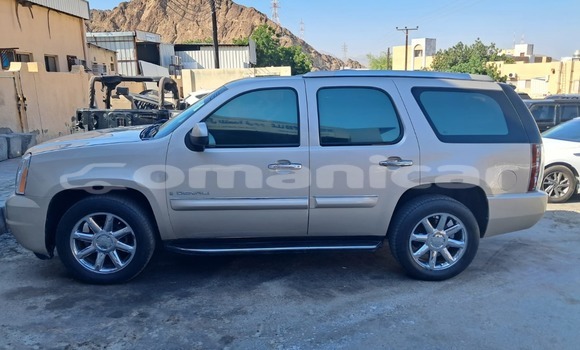 Buy Used GMC Yukon Other Car in Ruwi in Masqat Buy Used GMC Yukon Other Car in Ruwi in Masqat