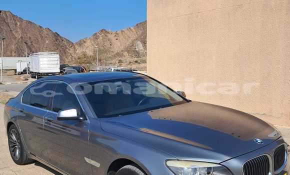 Buy Used BMW 7-Series Silver Car in Ruwi in Masqat Buy Used BMW 7-Series Silver Car in Ruwi in Masqat