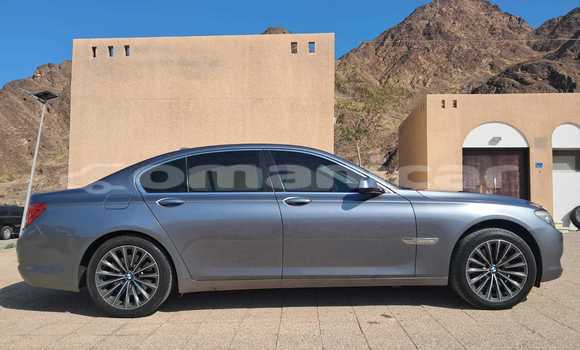 Buy Used BMW 7-Series Silver Car in Ruwi in Masqat Buy Used BMW 7-Series Silver Car in Ruwi in Masqat