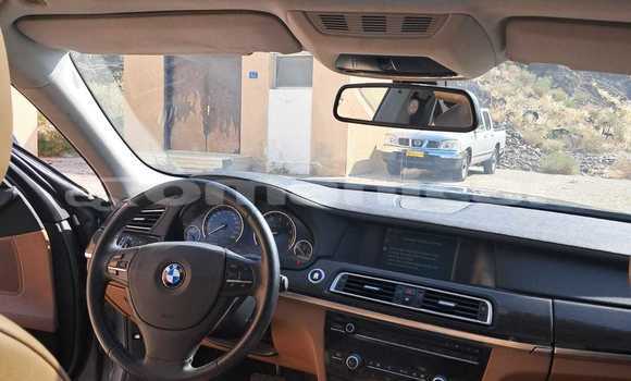 Buy Used BMW 7-Series Silver Car in Ruwi in Masqat Buy Used BMW 7-Series Silver Car in Ruwi in Masqat
