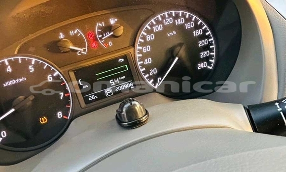 Buy Used Nissan Sentra Silver Car in Muscat in Masqat Buy Used Nissan Sentra Silver Car in Muscat in Masqat