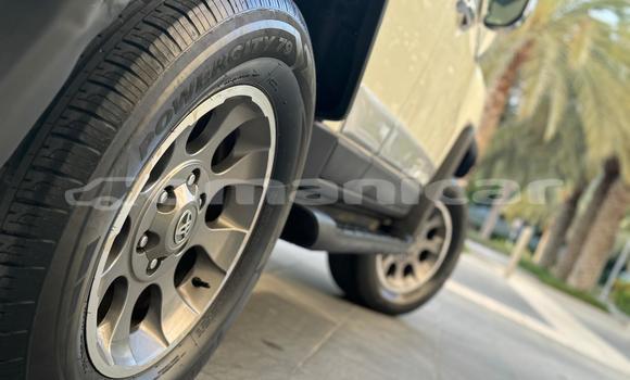 Buy Used Toyota FJ Cruiser White Car in Masqat in Masqat Buy Used Toyota FJ Cruiser White Car in Masqat in Masqat
