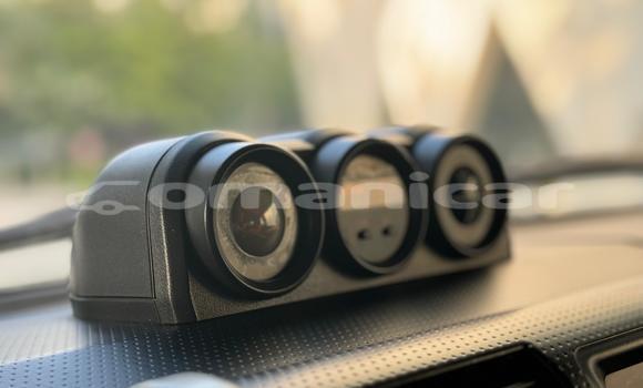 Buy Used Toyota FJ Cruiser White Car in Masqat in Masqat Buy Used Toyota FJ Cruiser White Car in Masqat in Masqat