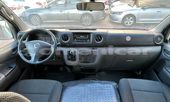 Buy Used Nissan Urvan White Car in Muscat in Masqat Buy Used Nissan Urvan White Car in Muscat in Masqat