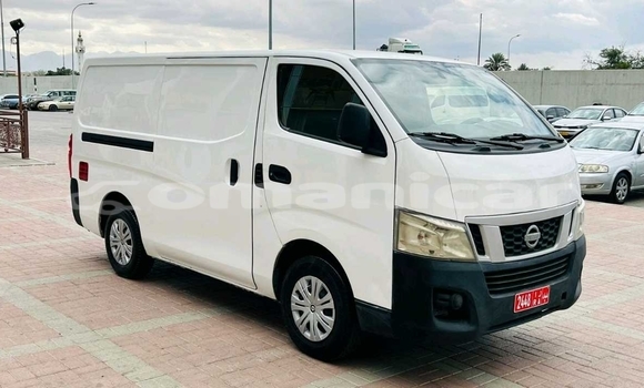 Buy Used Nissan Urvan White Car in Muscat in Masqat