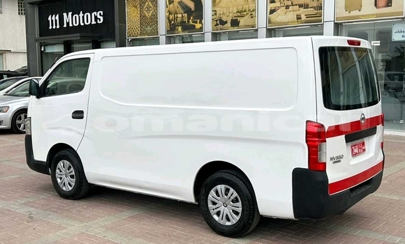 Buy Used Nissan Urvan White Car in Muscat in Masqat Buy Used Nissan Urvan White Car in Muscat in Masqat