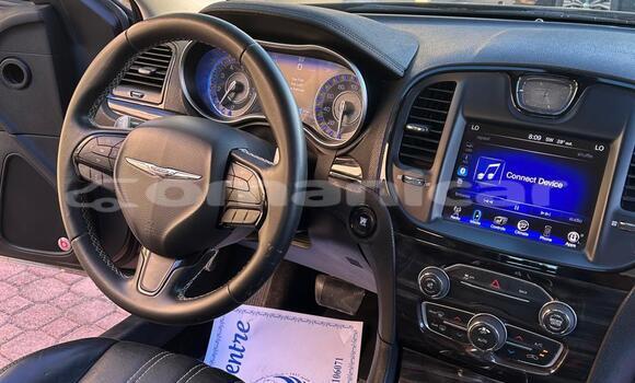 Buy Used Chrysler 300C Black Car in Ruwi in Masqat Buy Used Chrysler 300C Black Car in Ruwi in Masqat