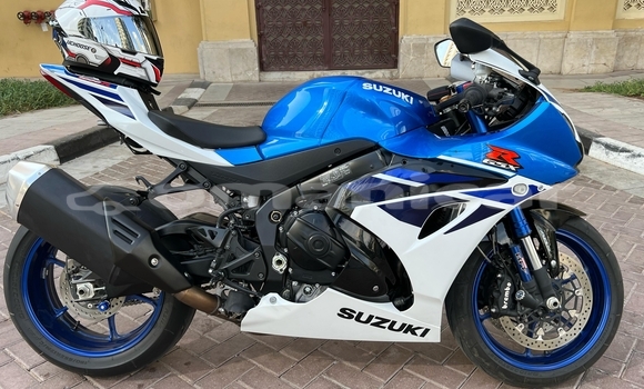 Buy Used Suzuki GSX–R Blue Bike in Muscat in Masqat Buy Used Suzuki GSX–R Blue Bike in Muscat in Masqat