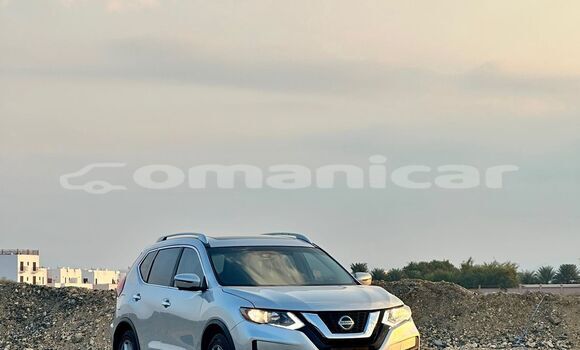 Buy Import Nissan Rogue Silver Car in Al khuwair in al-Batinah Buy Import Nissan Rogue Silver Car in Al khuwair in al-Batinah