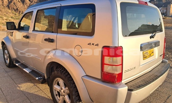 Buy Used Dodge Nitro Silver Car in Muscat in Masqat Buy Used Dodge Nitro Silver Car in Muscat in Masqat