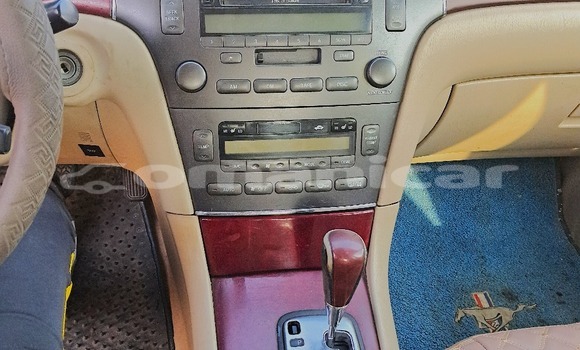 Buy Used Lexus ES White Car in Masqat in Masqat Buy Used Lexus ES White Car in Masqat in Masqat