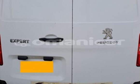 Buy Used Peugeot Expert White Car in Muscat in Masqat Buy Used Peugeot Expert White Car in Muscat in Masqat