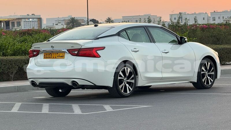 Big with watermark nissan maxima masqat muscat 7185