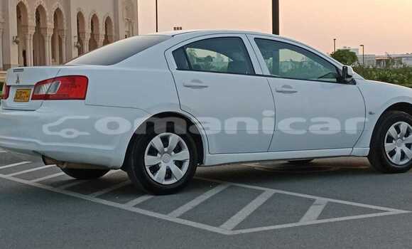 Buy Used Mitsubishi Galant White Car in Muscat in Masqat Buy Used Mitsubishi Galant White Car in Muscat in Masqat