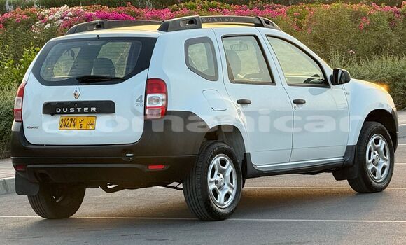 Buy Used Renault Duster White Car in Muscat in Masqat Buy Used Renault Duster White Car in Muscat in Masqat