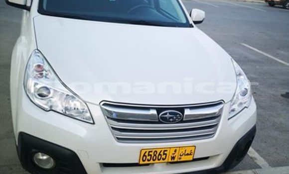 Buy Used Subaru Outback White Car in Muscat in Masqat Buy Used Subaru Outback White Car in Muscat in Masqat