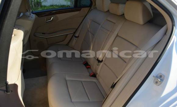 Buy Used Mercedes Viano White Car in Salalah in Dhufar Buy Used Mercedes Viano White Car in Salalah in Dhufar