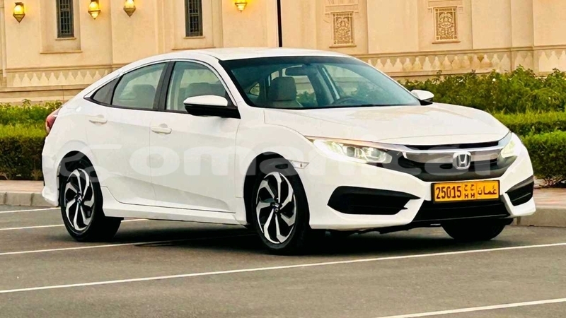 Big with watermark honda civic masqat masqat 7237
