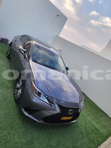 Big with watermark lexus es masqat muscat 7272
