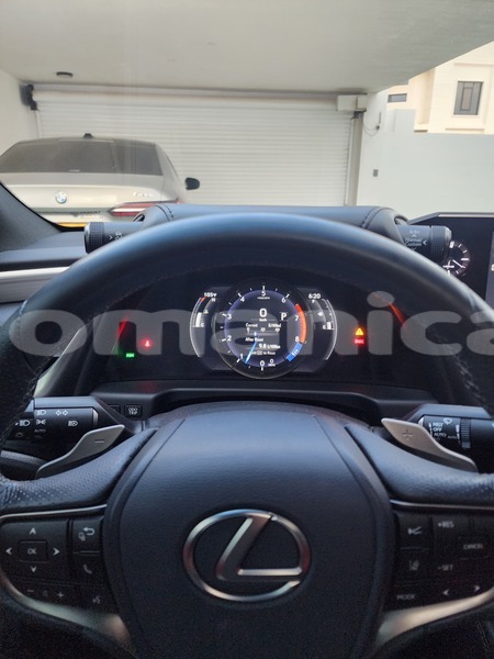 Big with watermark lexus es masqat muscat 7272