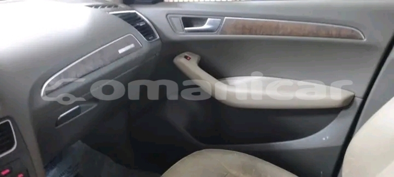 Big with watermark audi q5 masqat as sib 7306